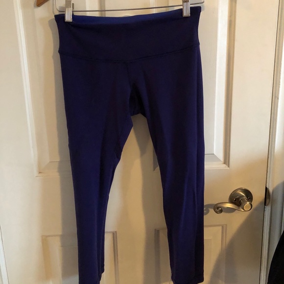 REVERSIBLE lululemon 🍋 crop - Picture 1 of 3